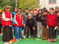 “一老一小”欢声笑语 浙江镇域如何擦亮民生底色？